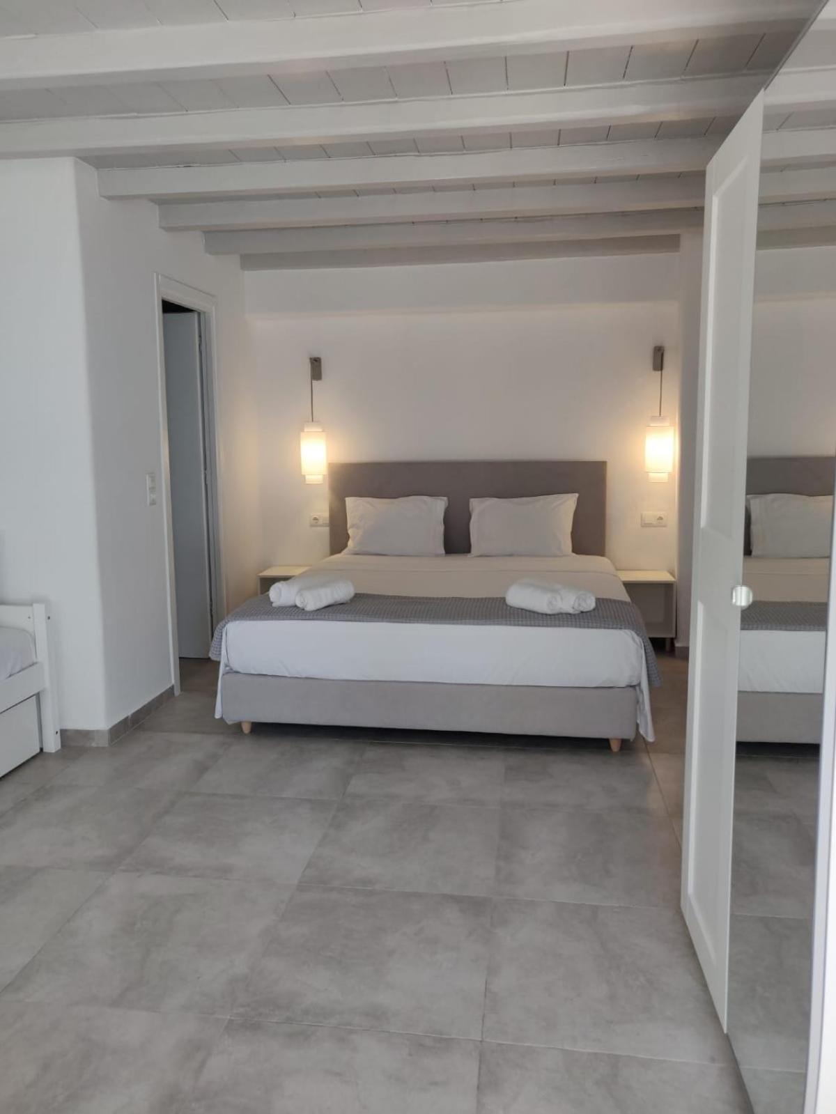 Eleven Keys Apartments Mykonos Town Luaran gambar